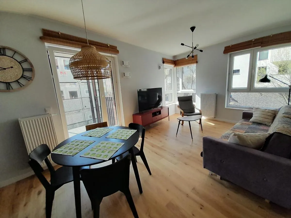 Bohema Praga Apartments, Metro Szwedzka, Near Old Town Varsavia